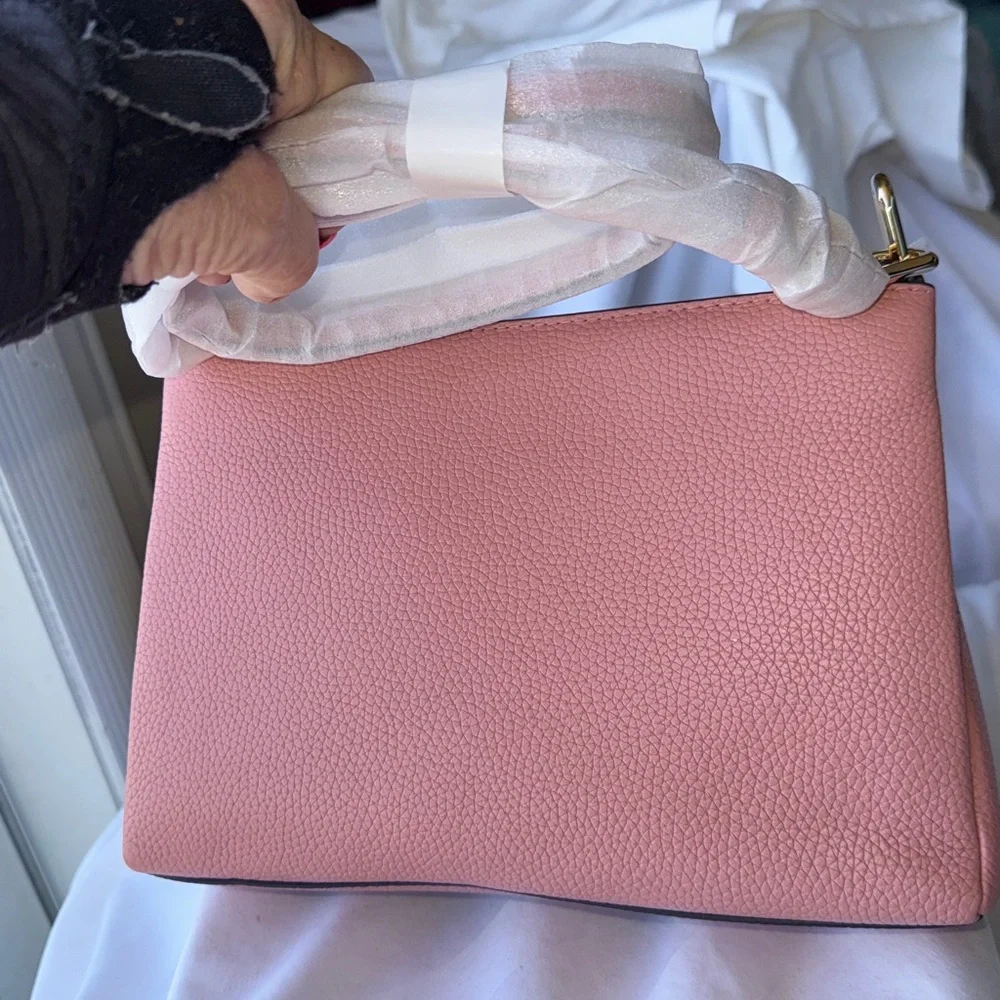 NWT - Michael Kors Blush Pink Pebbled Satchel Crossbody. - Picture 2 of 9